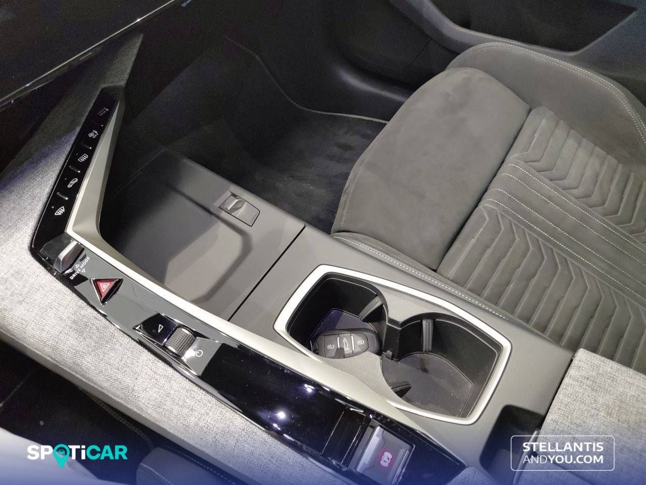 Peugeot 3008  1.2 107KW  eDCS6 GT 28