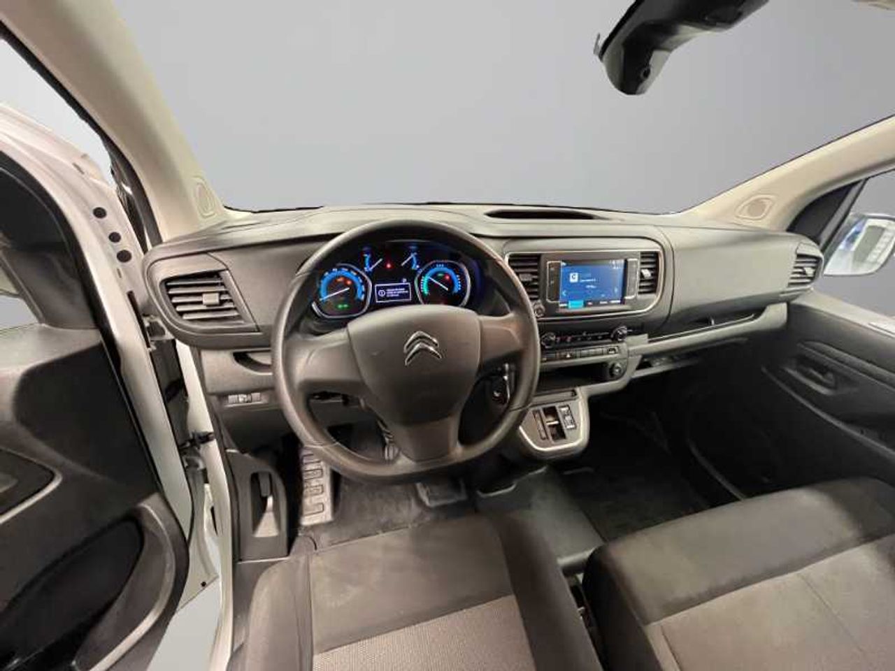 Citroën Jumpy e-Jumpy Furgn  Eléctrico 100Kw batería 75Kwh Talla M Standard 28