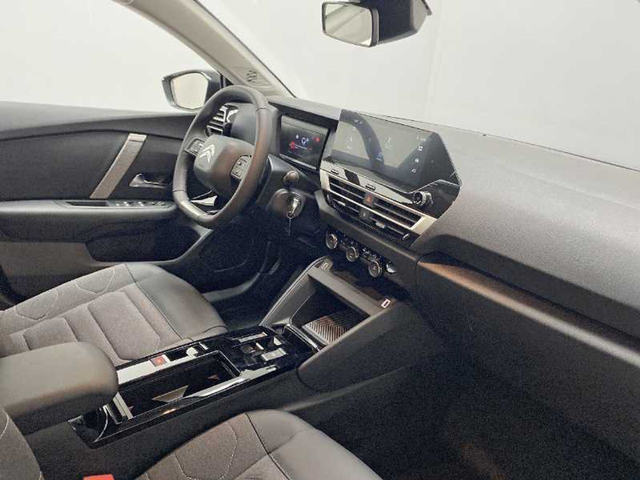 Citroën C4 BlueHDi 130 S&S EAT8 PLUS (solo stock) 17