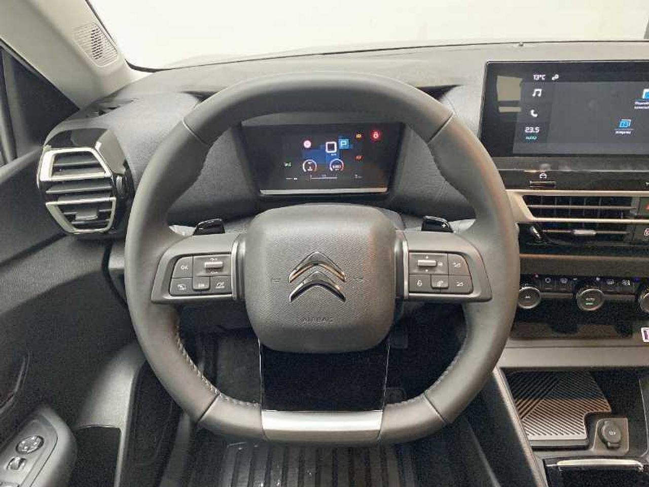 Citroën C4 BlueHDi 130 S&S EAT8 PLUS (solo stock) 24