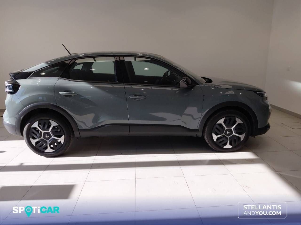 Citroën C4  Hybrid 145 ë-DCS6 Plus 7