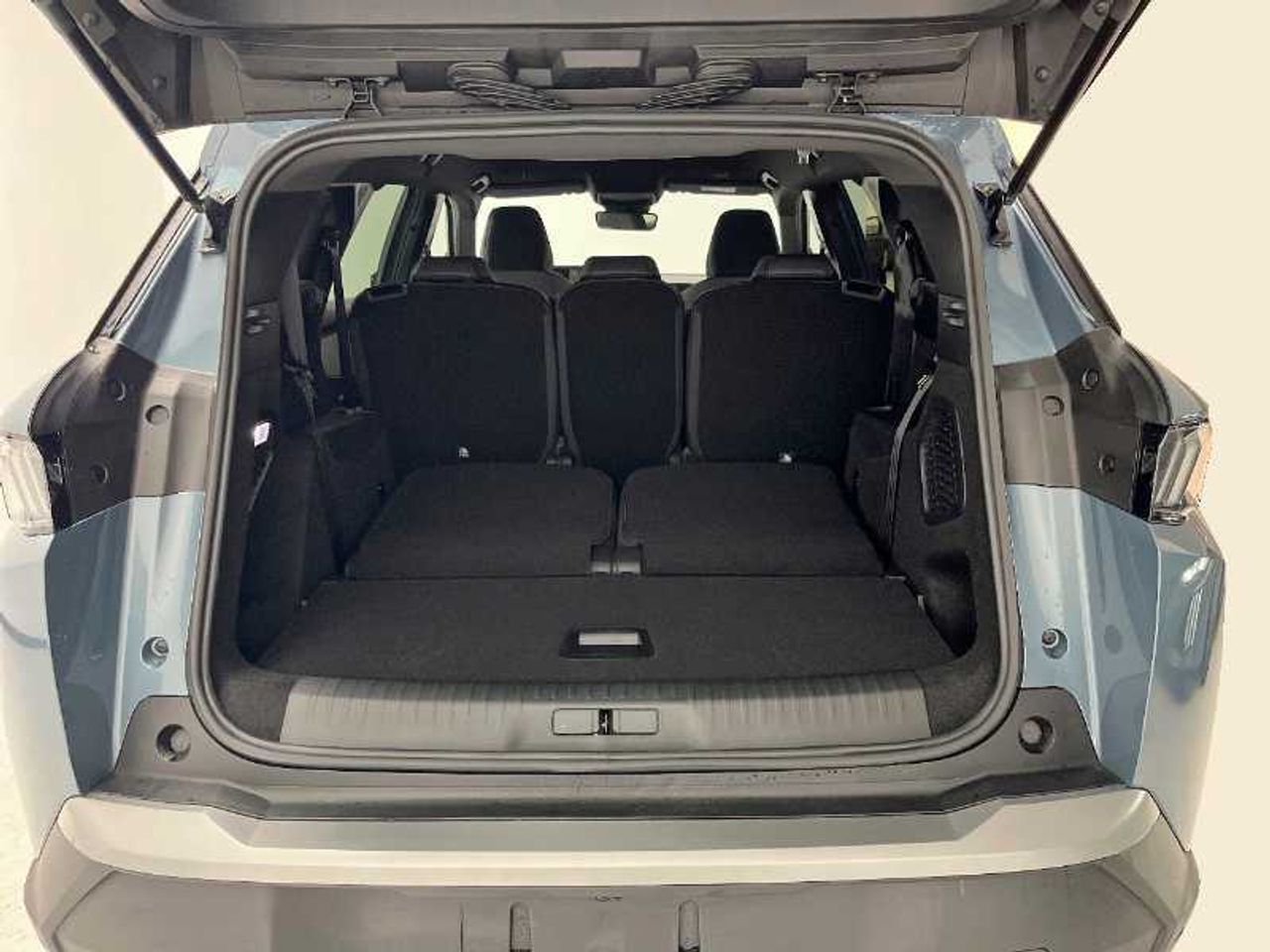 Peugeot 5008 Nuevo 5008 Allure HYBRID 145 eDCS6 15