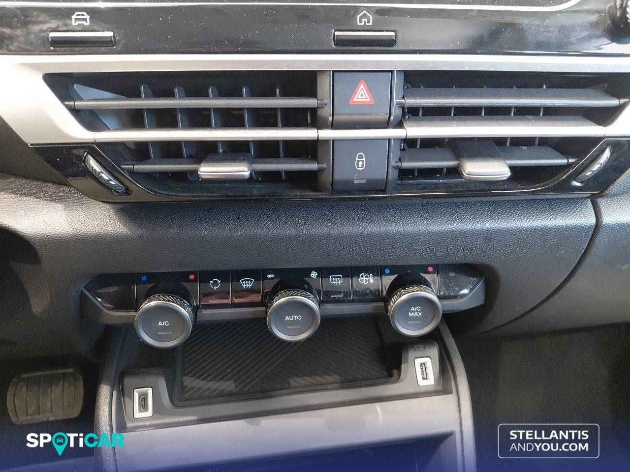 Citroën C4  Hybrid 145 ë-DCS6 Plus 24