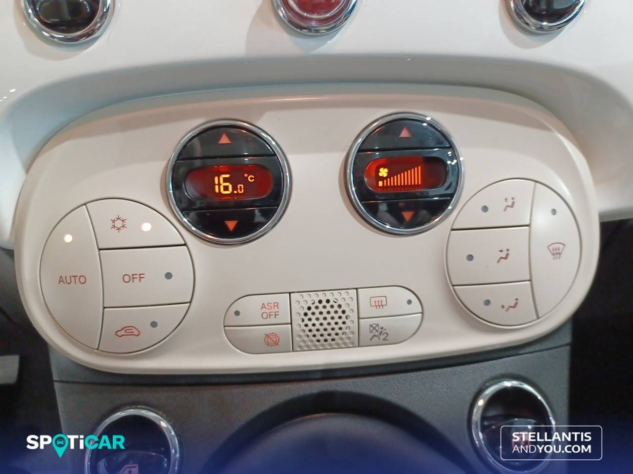 Fiat 500   1.0 Hybrid 51KW (70 CV) Dolcevita 28