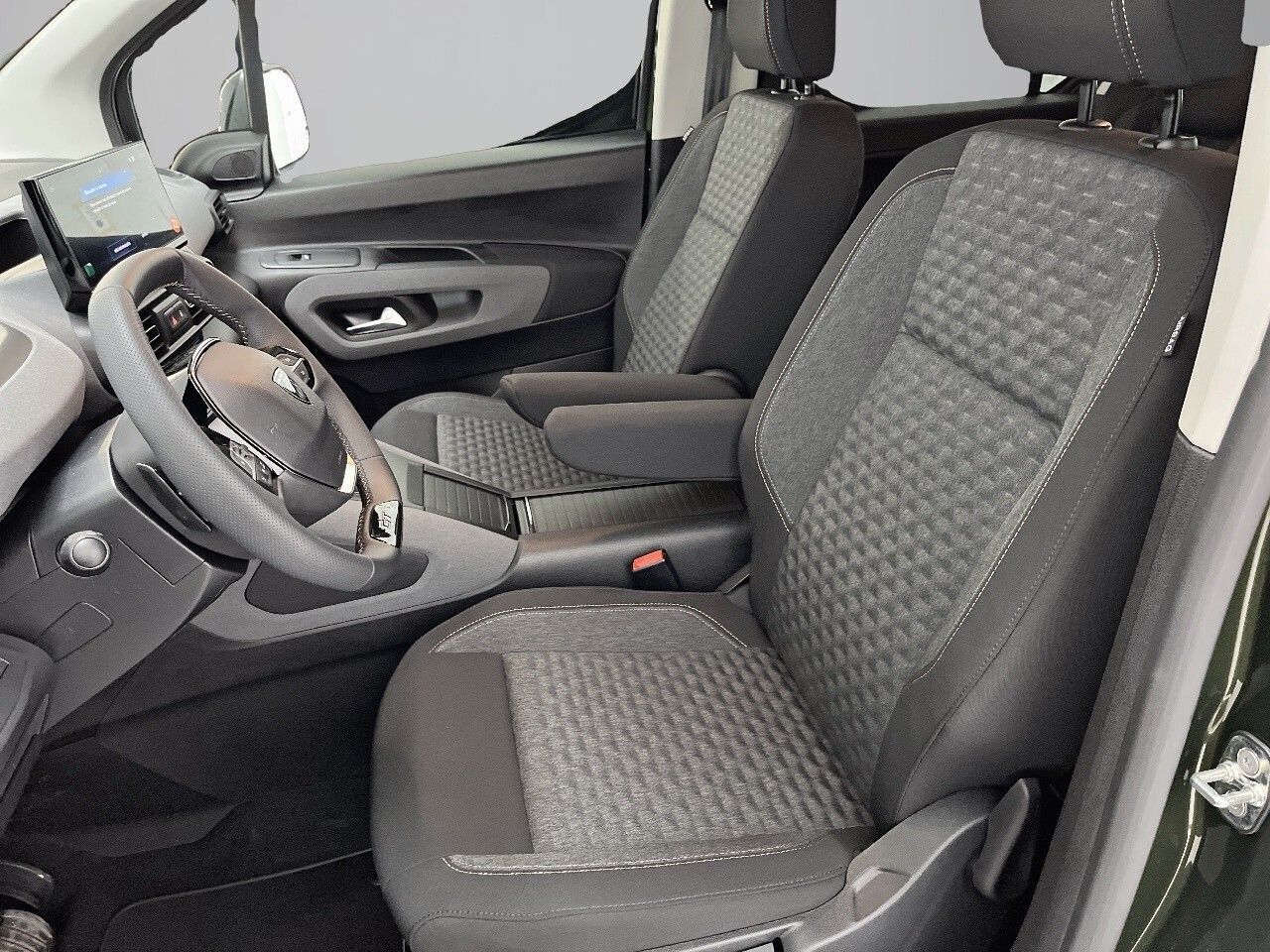 Peugeot Rifter Rifter GT BlueHDi 130 EAT8 Standard 18