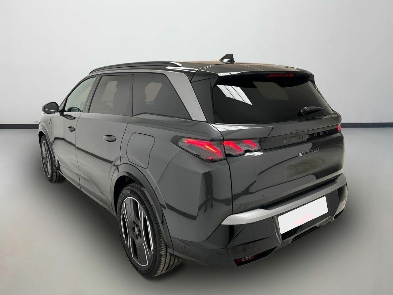 Peugeot e-5008 GT Eléctrico 157kW 5