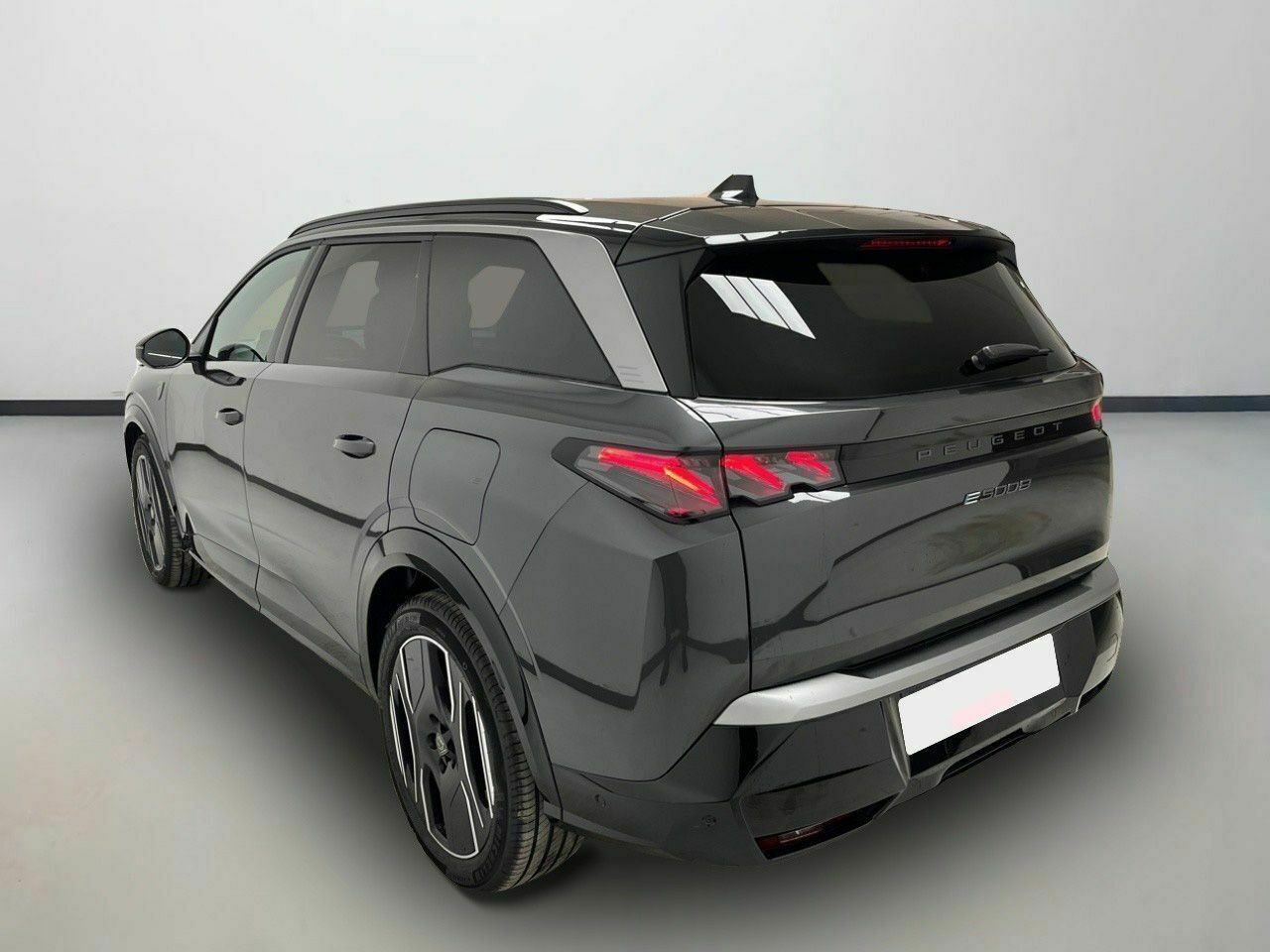 Peugeot e-5008 GT Eléctrico 157kW 5