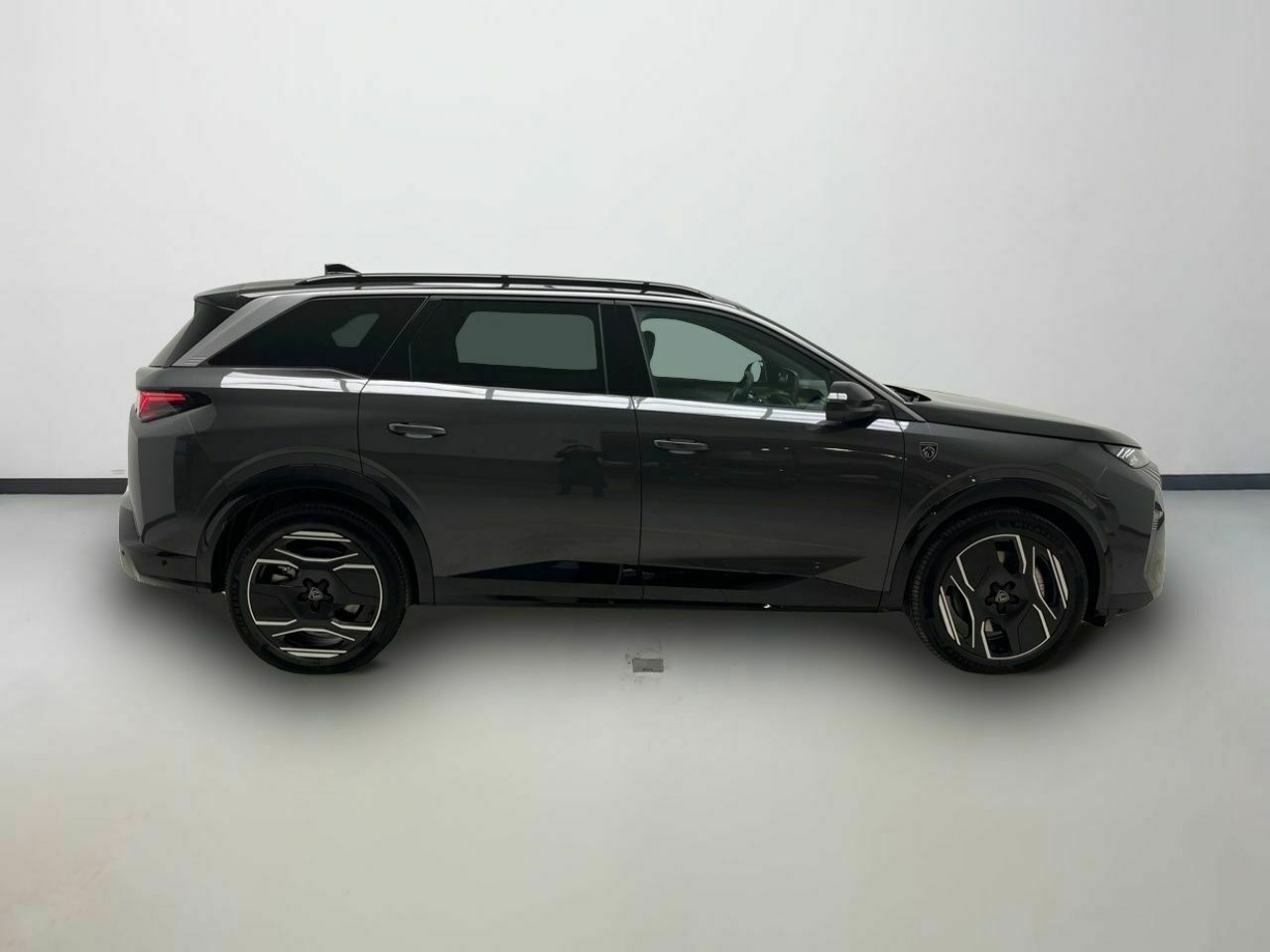 Peugeot e-5008 GT Eléctrico 157kW 9