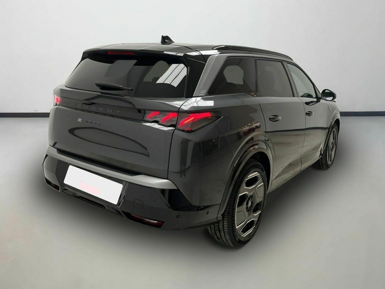 Peugeot e-5008 GT Eléctrico 157kW 11