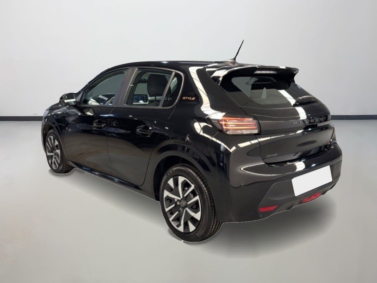 Peugeot e-208 Style Eléctrico 136 (100 Kw) 7