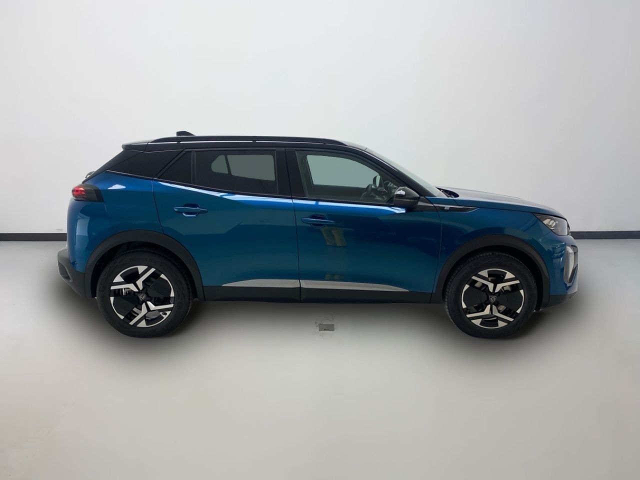 Peugeot e-2008 Eléctrico GT 156 (115kW) 9