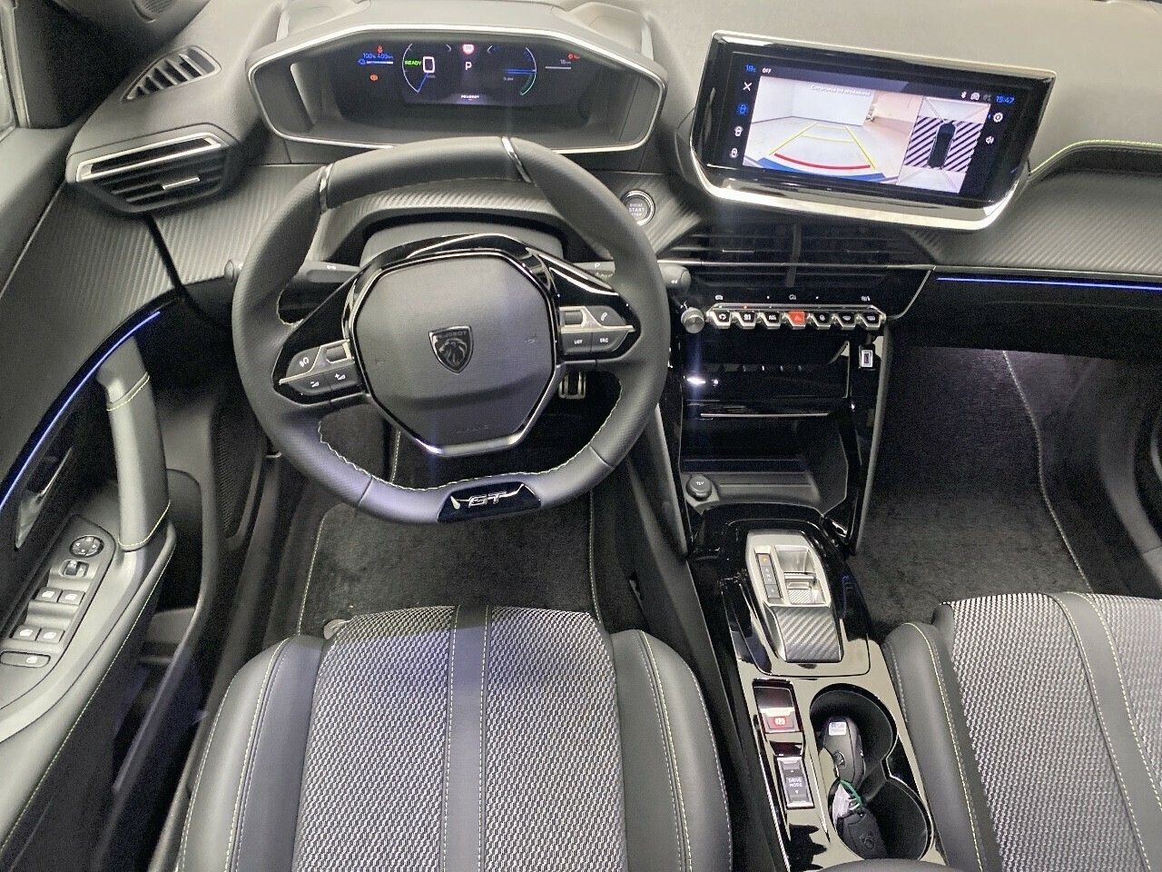 Peugeot e-2008 Eléctrico GT 156 (115kW) 20