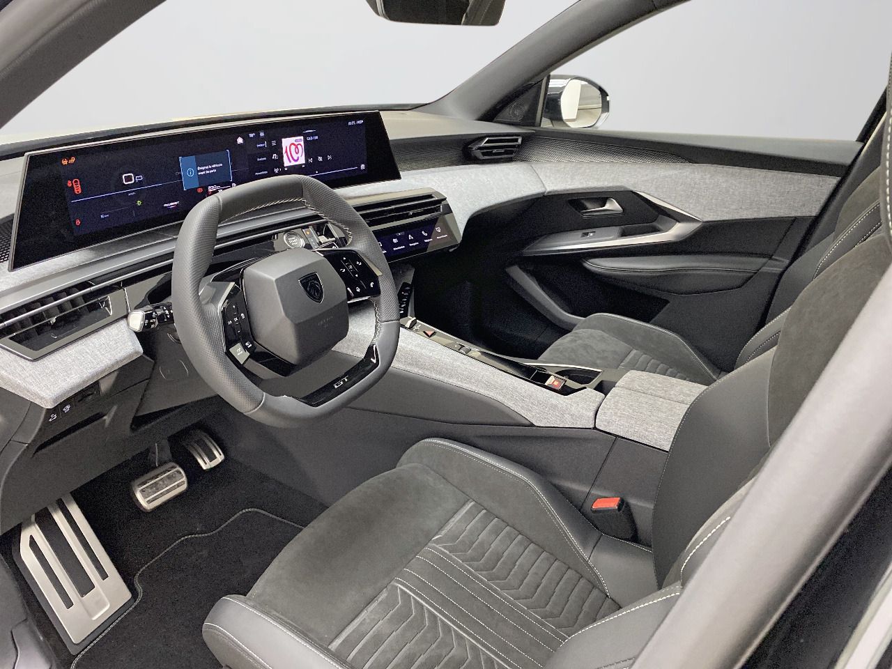 Peugeot 5008 1.2 107KW GT eDCS6 30