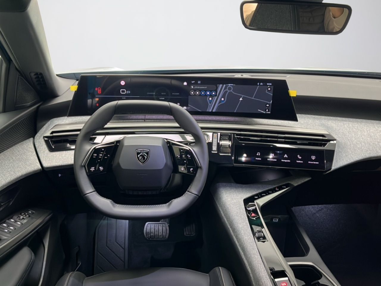 Peugeot 5008 1.2 107KW Allure eDCS6 20