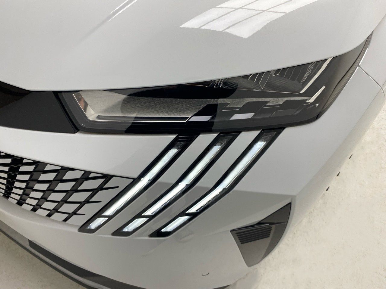 Peugeot 5008 1.2 107KW Allure eDCS6 20