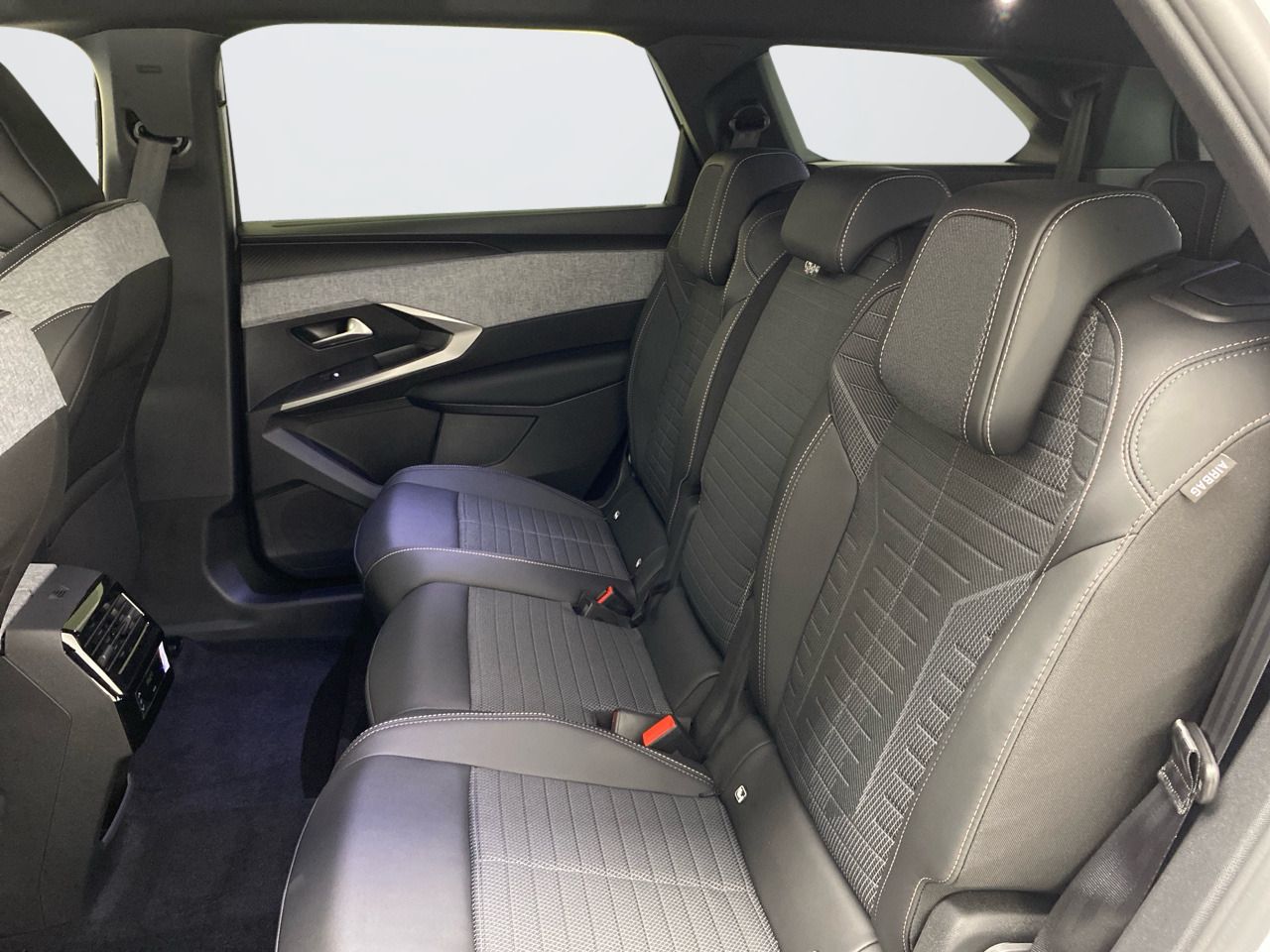 Peugeot 5008 1.2 107KW Allure eDCS6 28