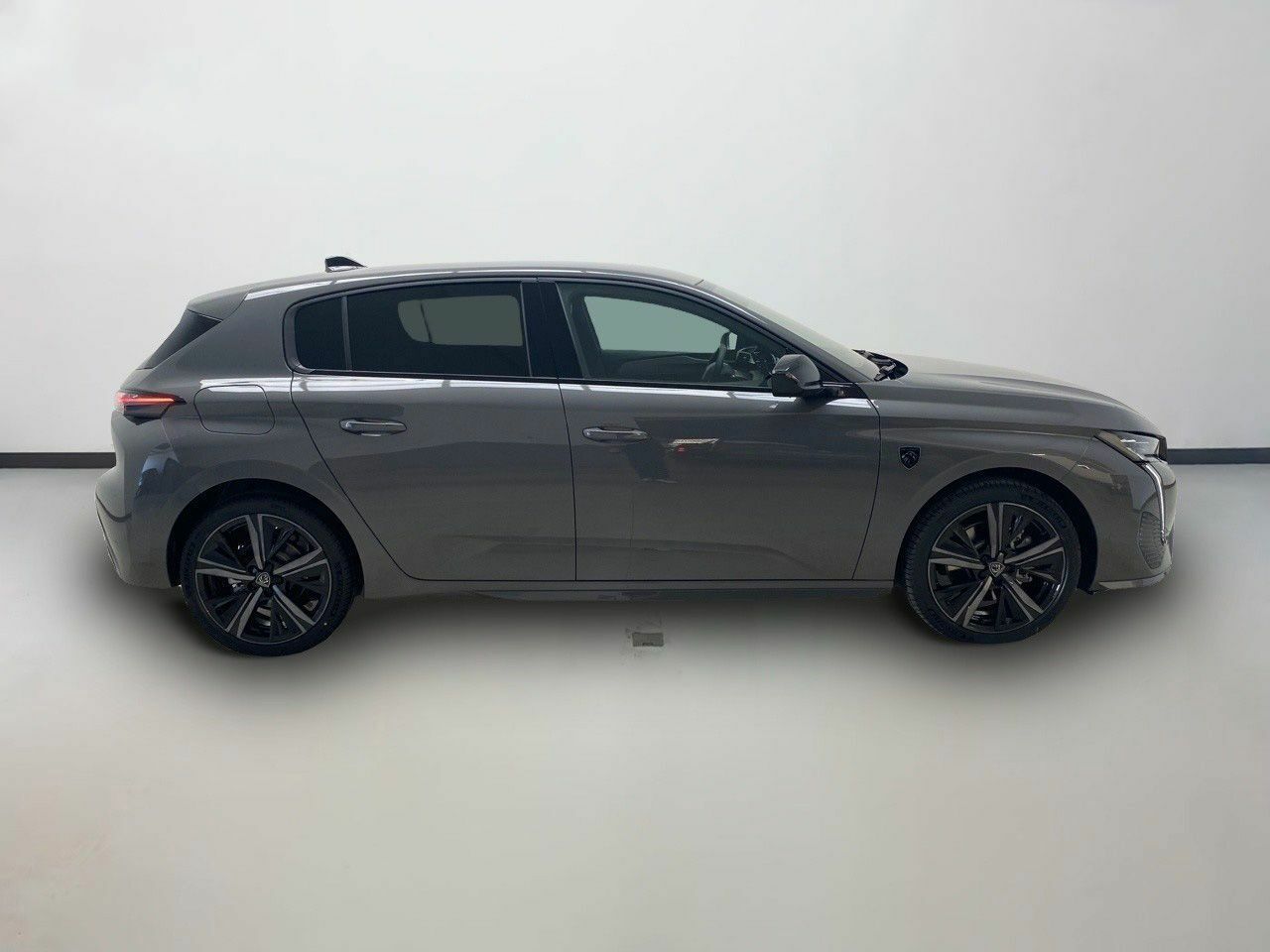 Peugeot 308 5P GT Hybrid MHEV 145 e-DCS6 9