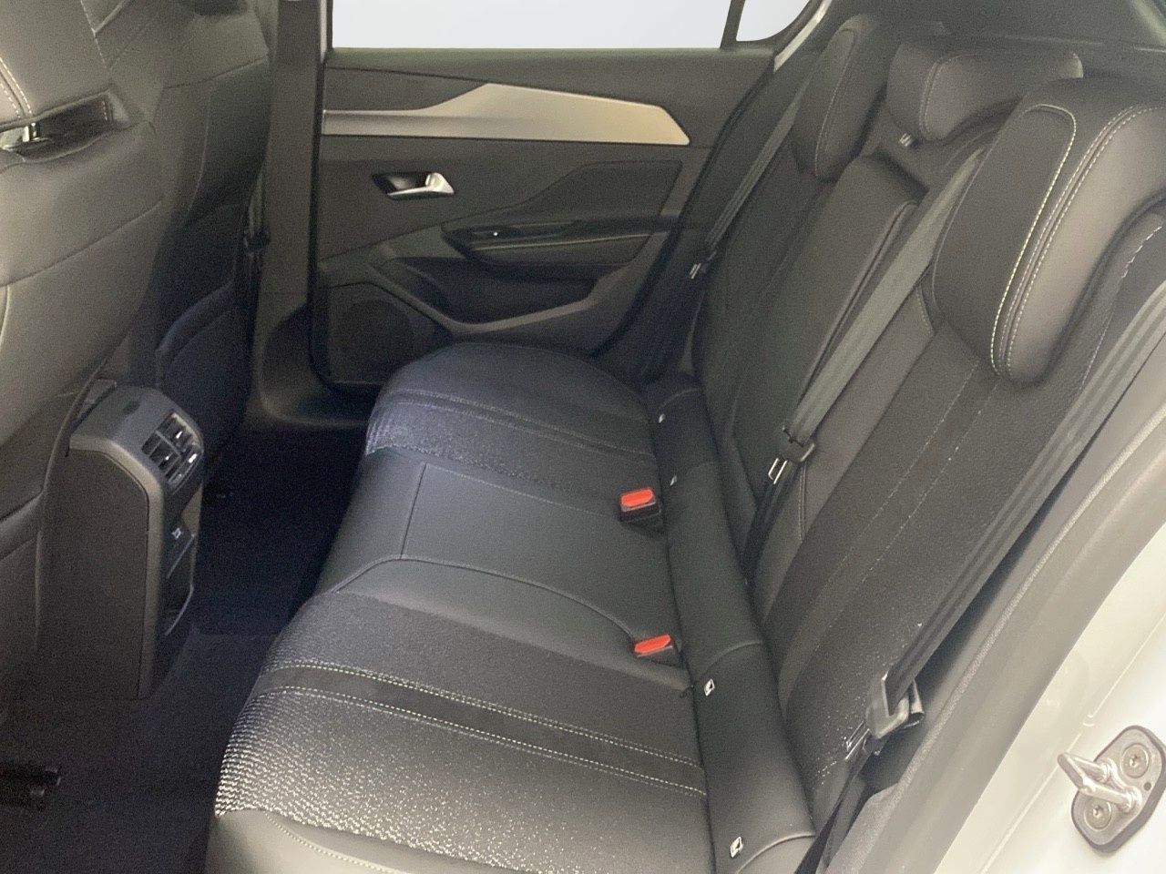 Peugeot 308 5P GT BlueHDi 130 S&S EAT8 17