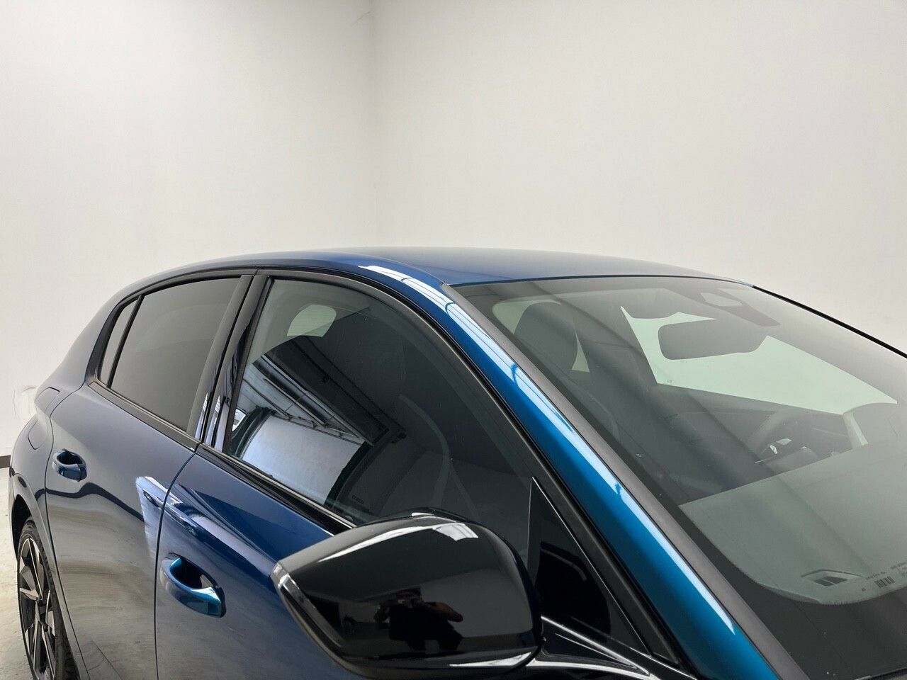 Peugeot 308 5P Allure Hybrid MHEV 145 e-DCS6 28