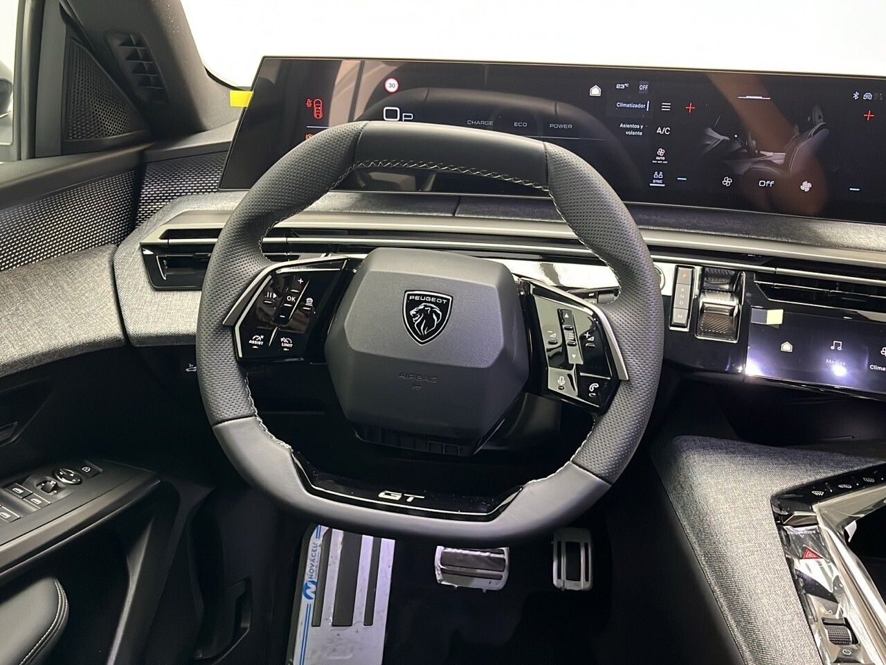 Peugeot 3008 Hybrid 1.2 107KW GT eDCS6 26