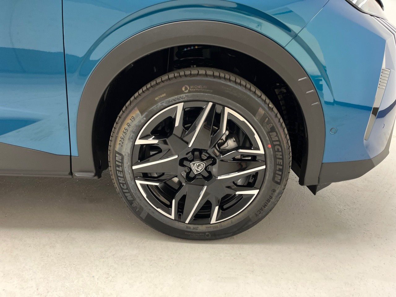 Peugeot 3008 Hybrid 1.2 107KW GT eDCS6 22