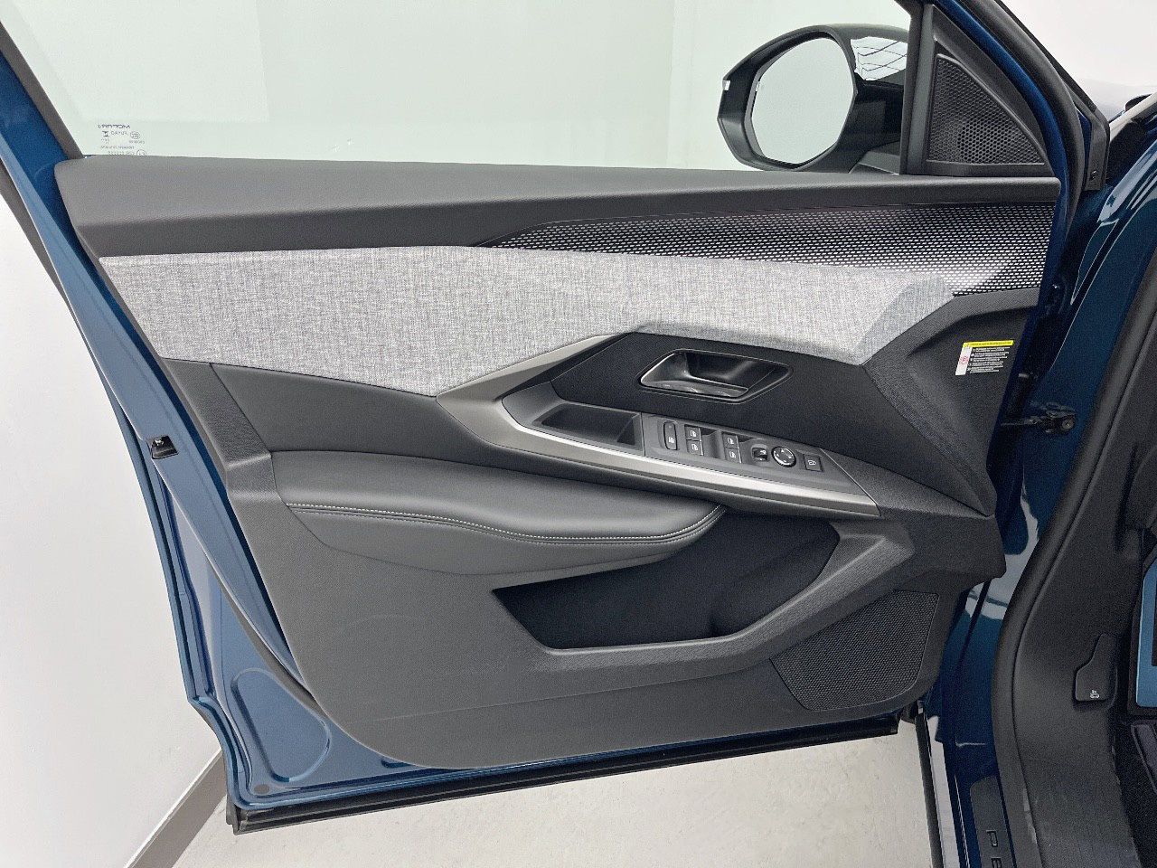 Peugeot 3008 Hybrid 1.2 107KW GT eDCS6 30