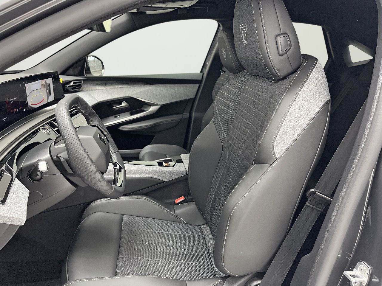 Peugeot 3008 Hybrid 1.2 107KW GT eDCS6 17