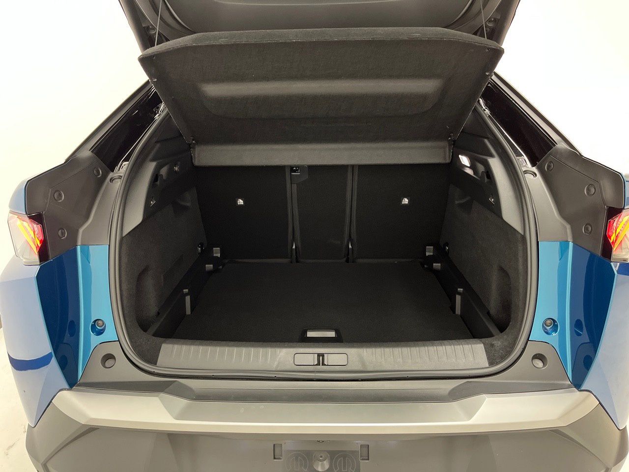 Peugeot 3008 Hybrid 1.2 107KW GT eDCS6 7