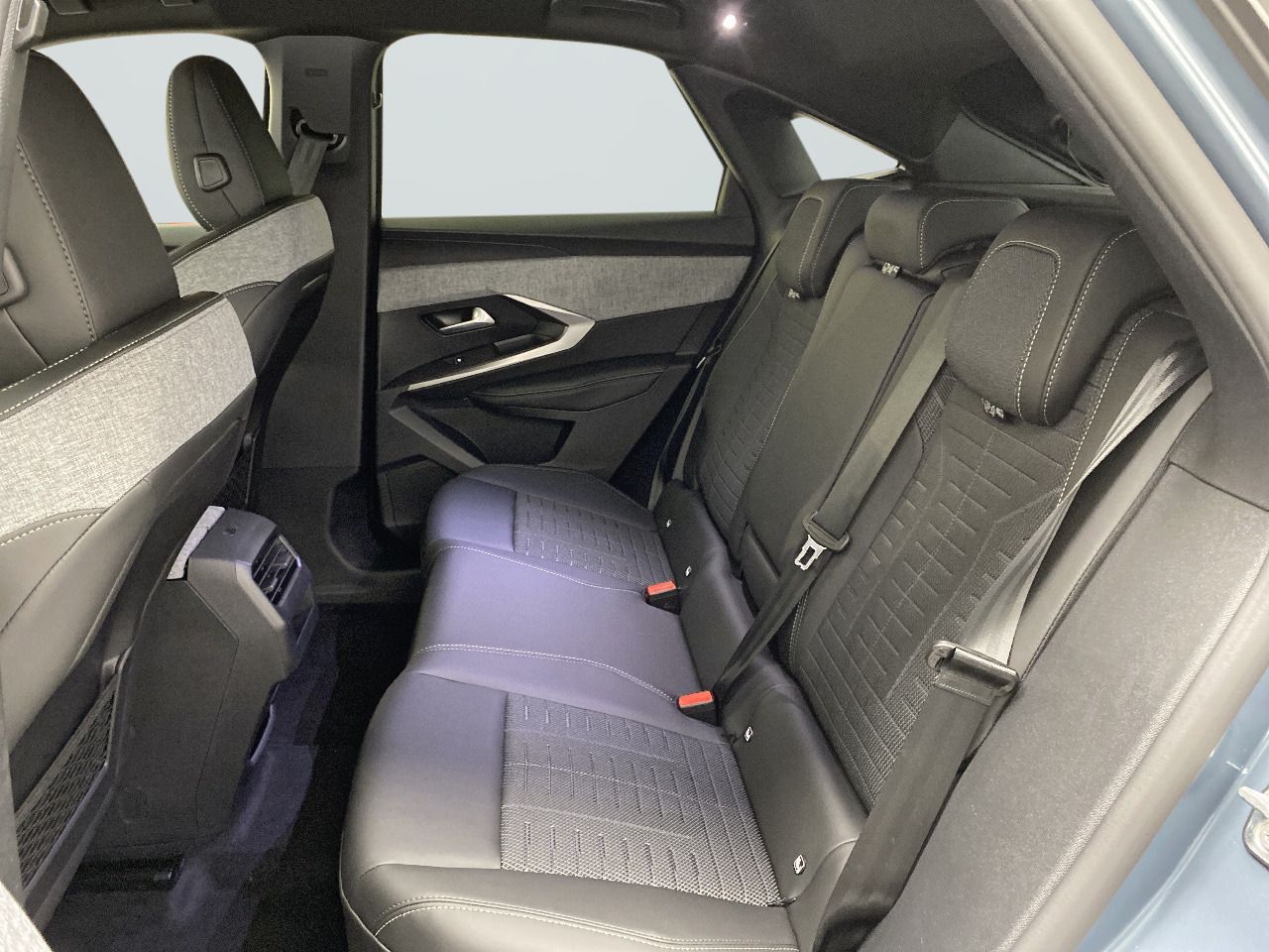 Peugeot 3008 Hybrid 1.2 107KW GT eDCS6 22