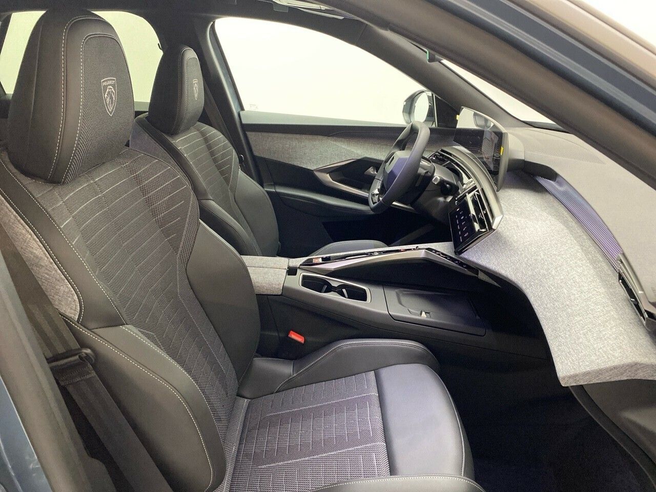 Peugeot 3008 Hybrid 1.2 107KW GT eDCS6 30