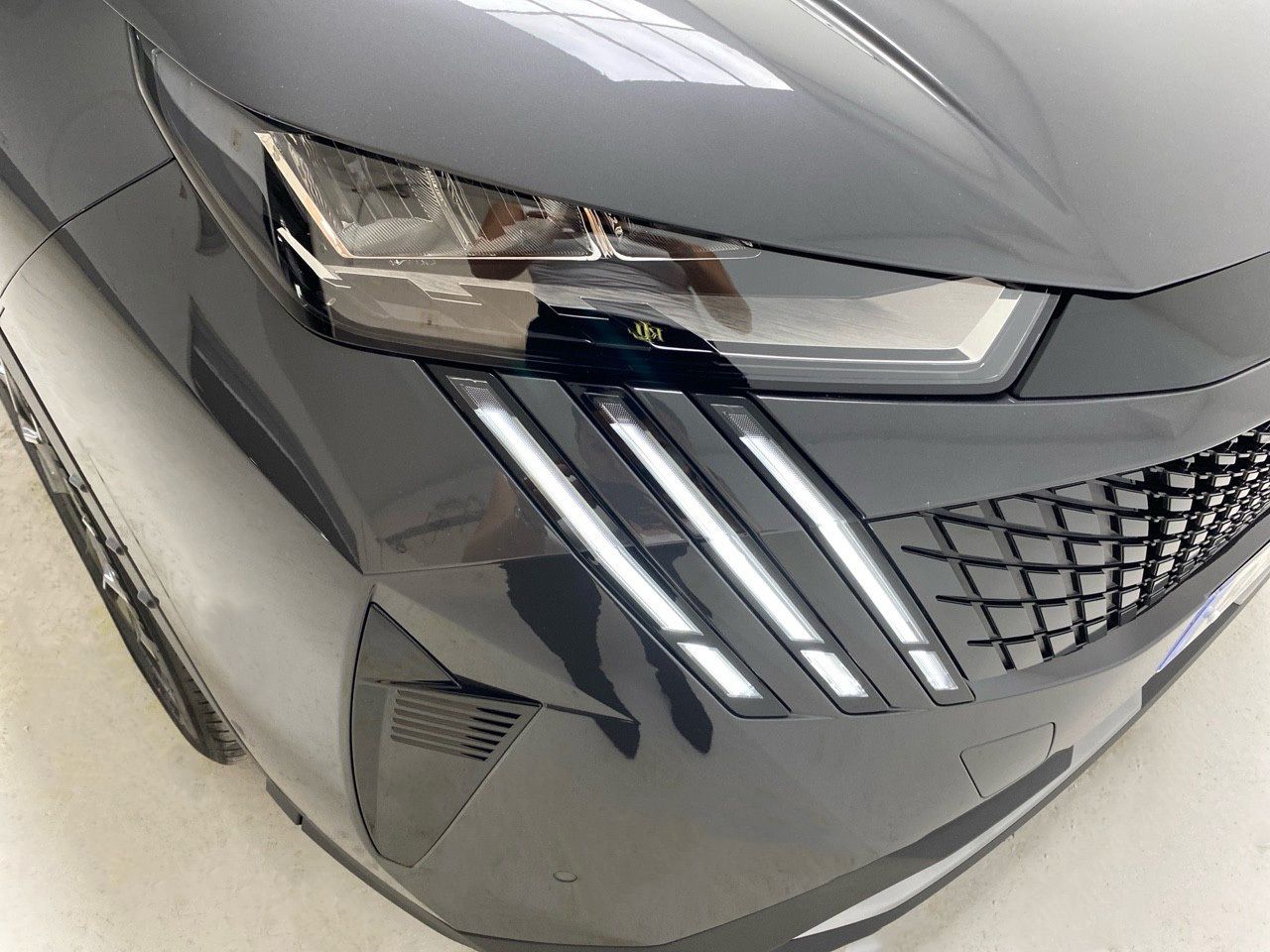 Peugeot 3008 Hybrid 1.2 107KW Allure eDCS6 13