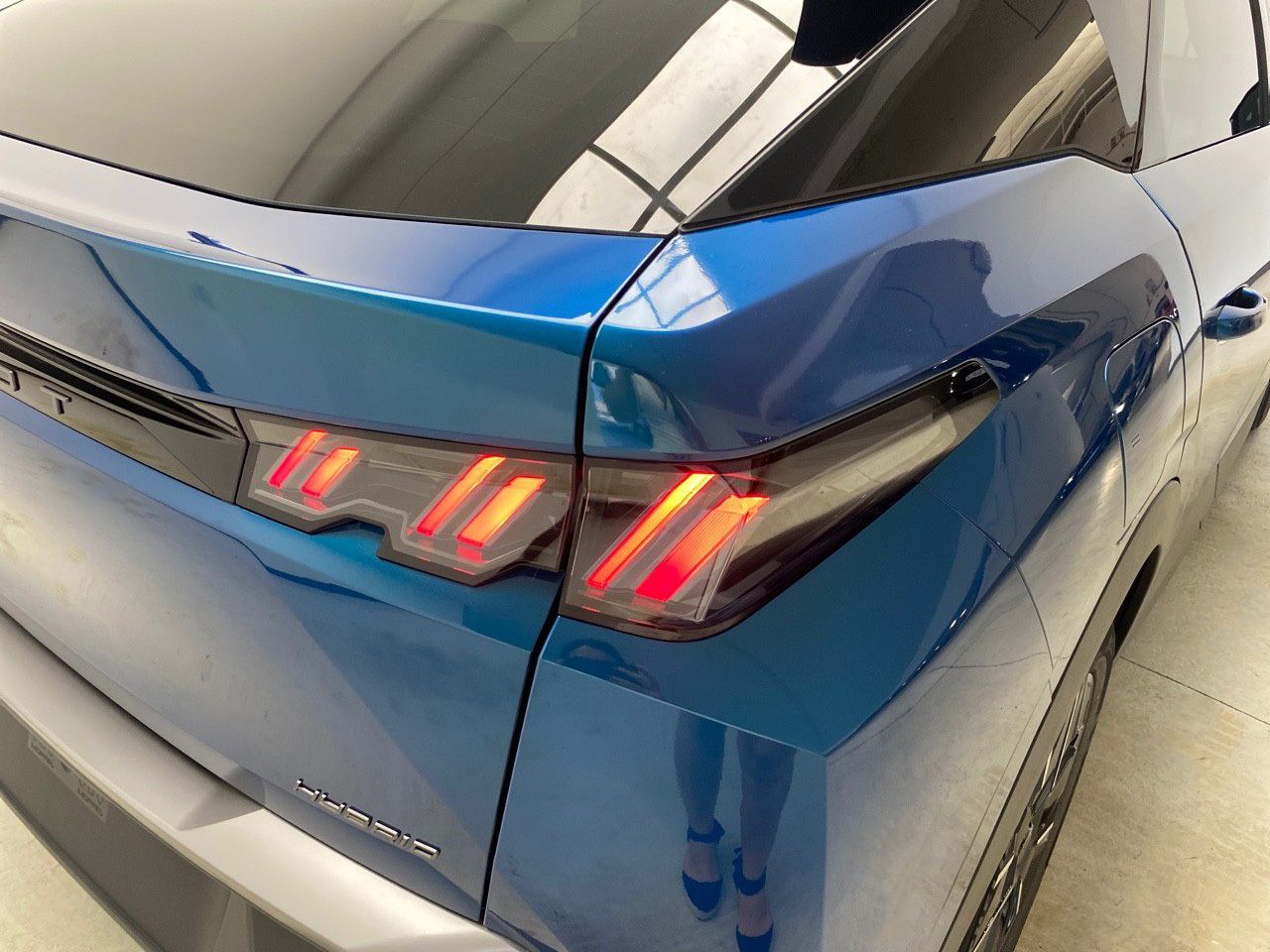 Peugeot 3008 Hybrid 1.2 107KW Allure eDCS6 20