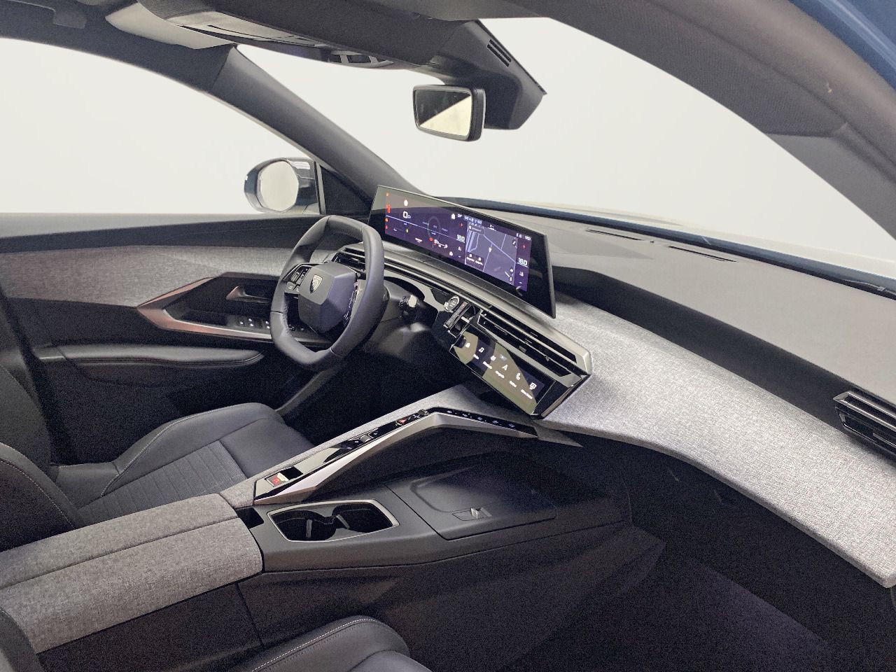 Peugeot 3008 Hybrid 1.2 107KW Allure eDCS6 26