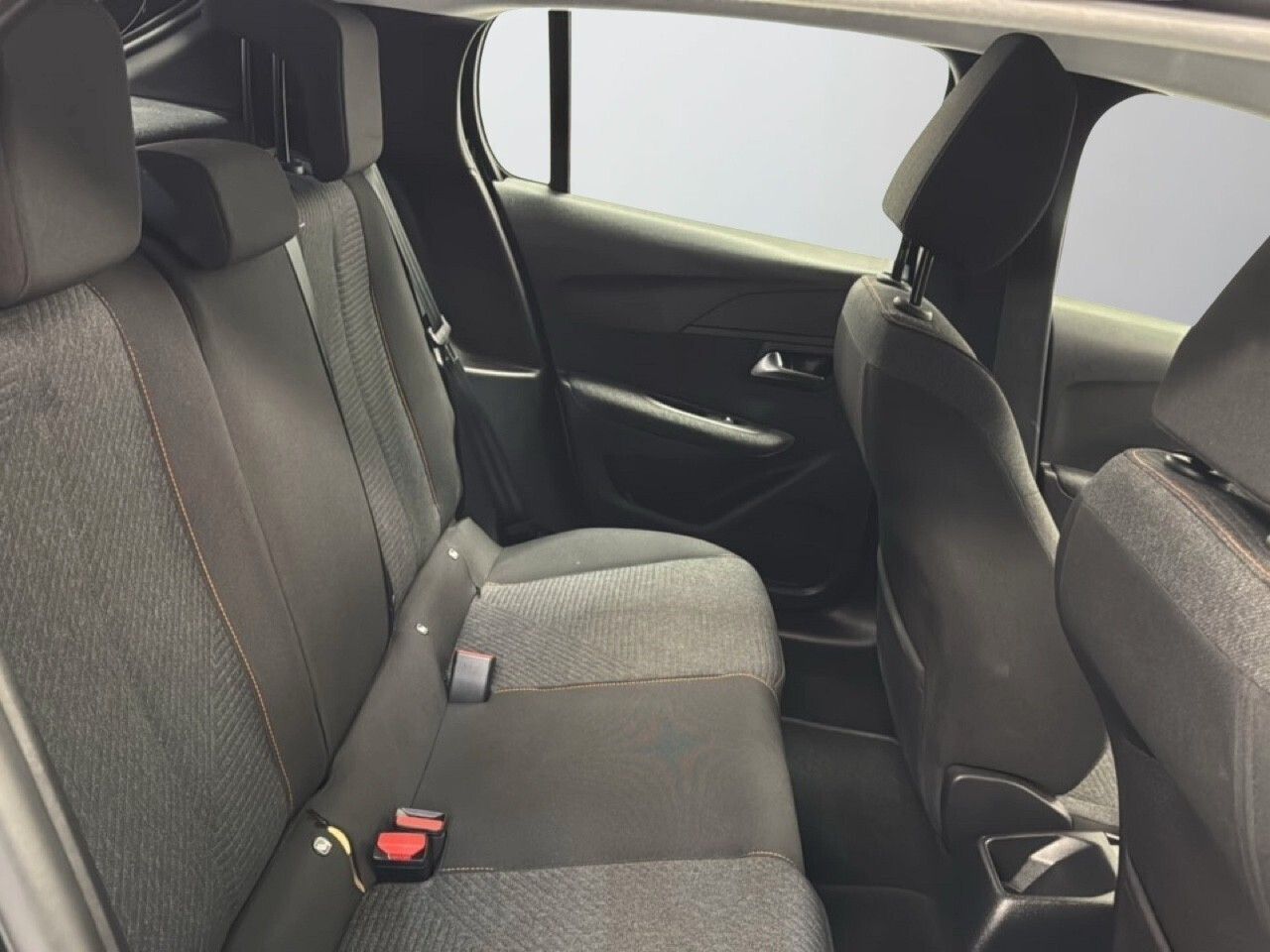 Peugeot 208 Style HYBRID 110 eDCS6 30