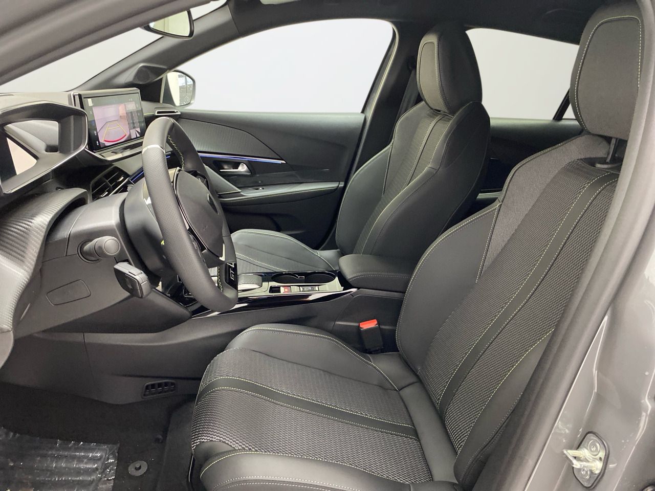 Peugeot 208 GT HYBRID 110 eDCS6 15