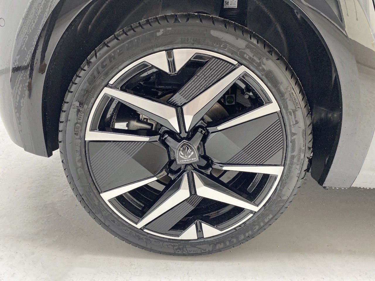 Peugeot 208 GT HYBRID 110 eDCS6 13