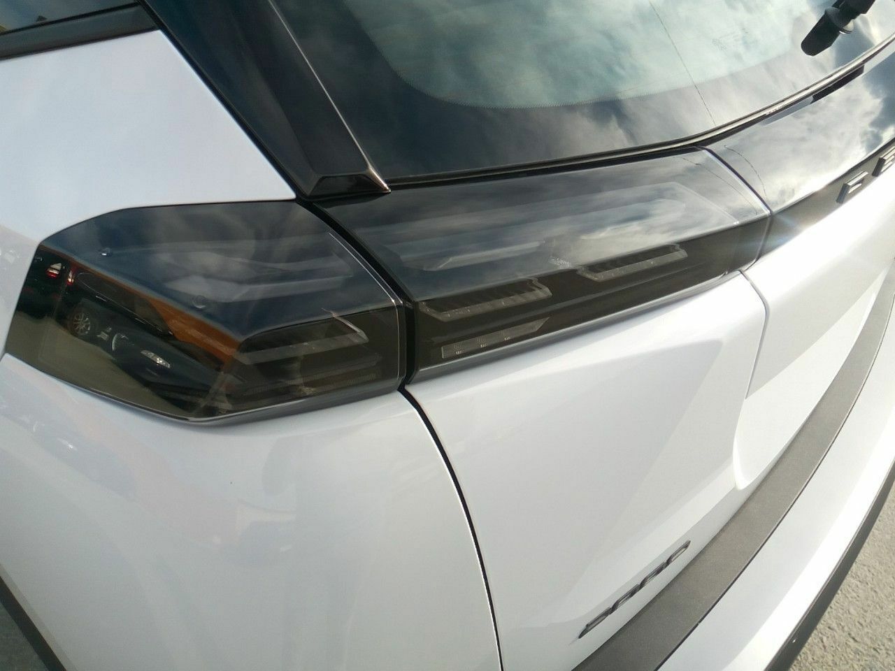 Peugeot 2008 N2008 Style Hybrid 145 eDCS6 28