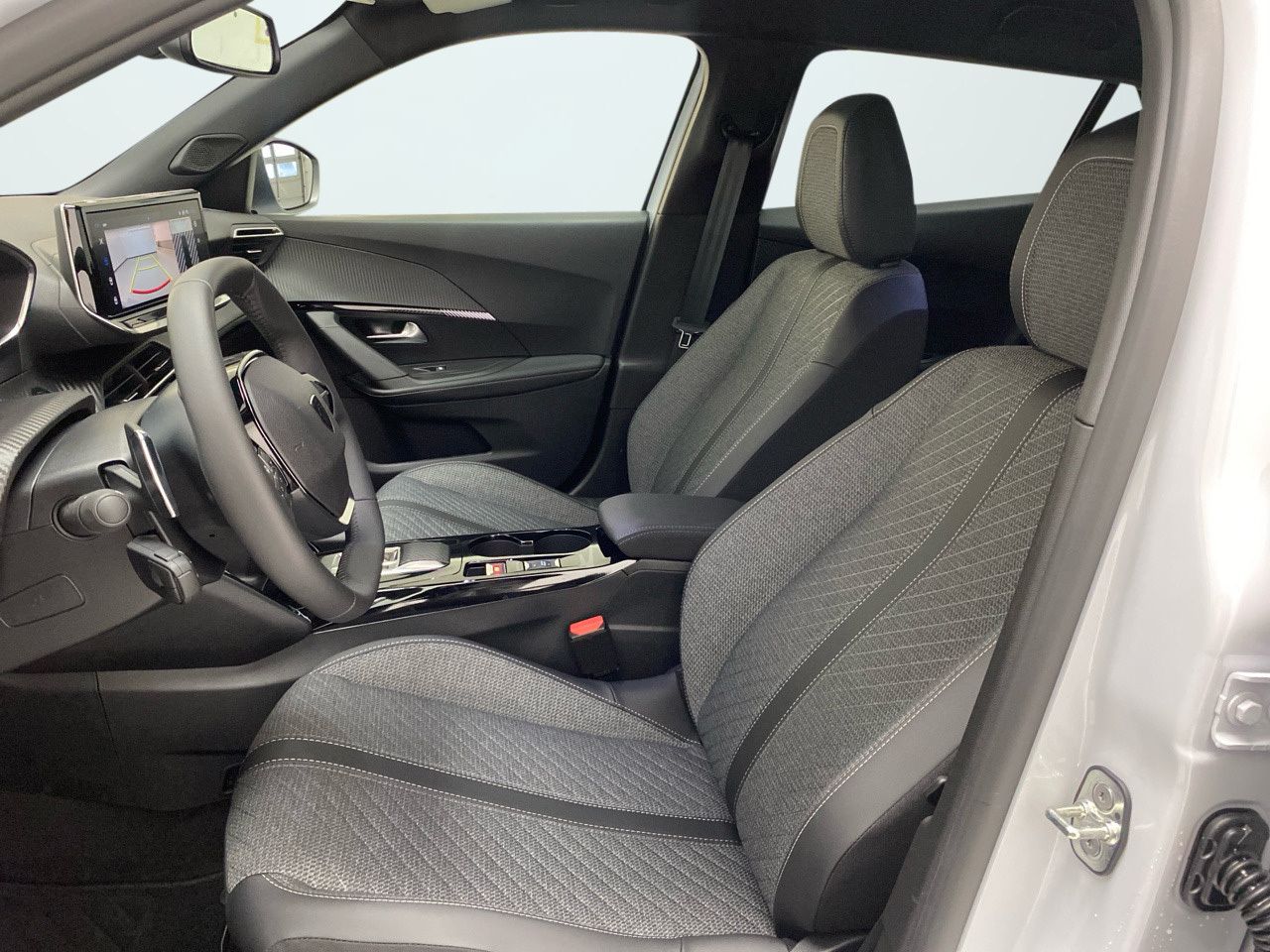 Peugeot 2008 N2008 Allure Hybrid 145 eDCS6 15
