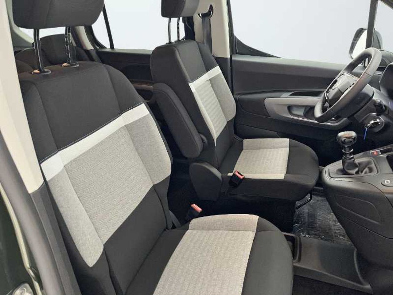 Citroën Berlingo Talla M BlueHDi 130 S&S 6v PLUS N1 30