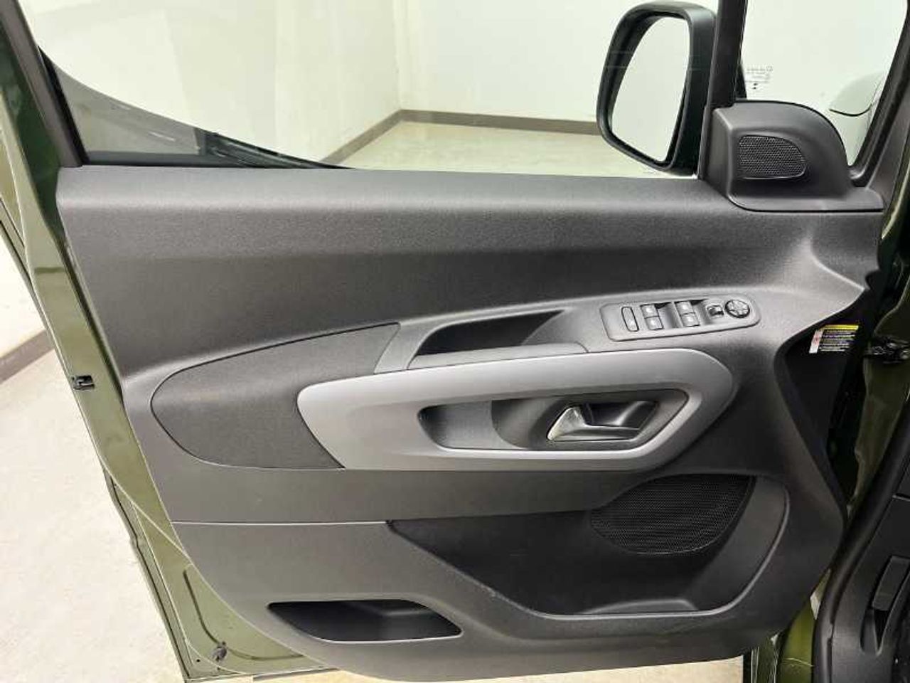 Citroën Berlingo Talla M BlueHDi 100 S&S 6v PLUS M1 30