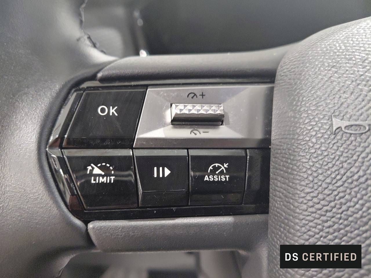 DS DS 4 PureTech 130 auto TROCADERO 28