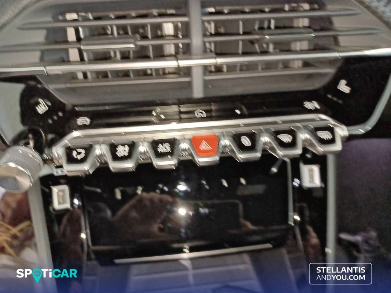 Peugeot 208 Eléctrico 156 (115 Kw) GT 30