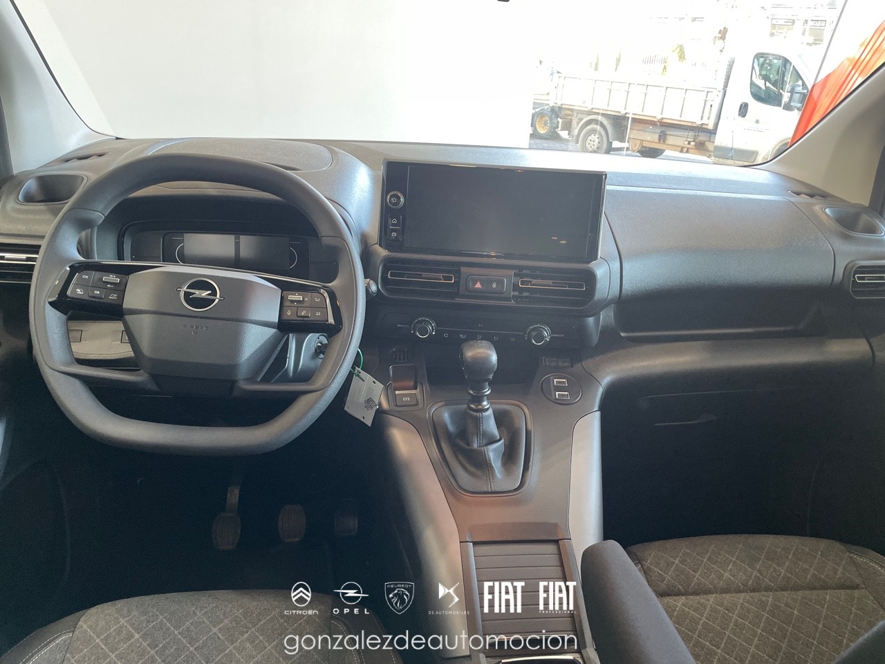 7_8ee91a18-88eb-41fb-8f79-5010de1ba70e