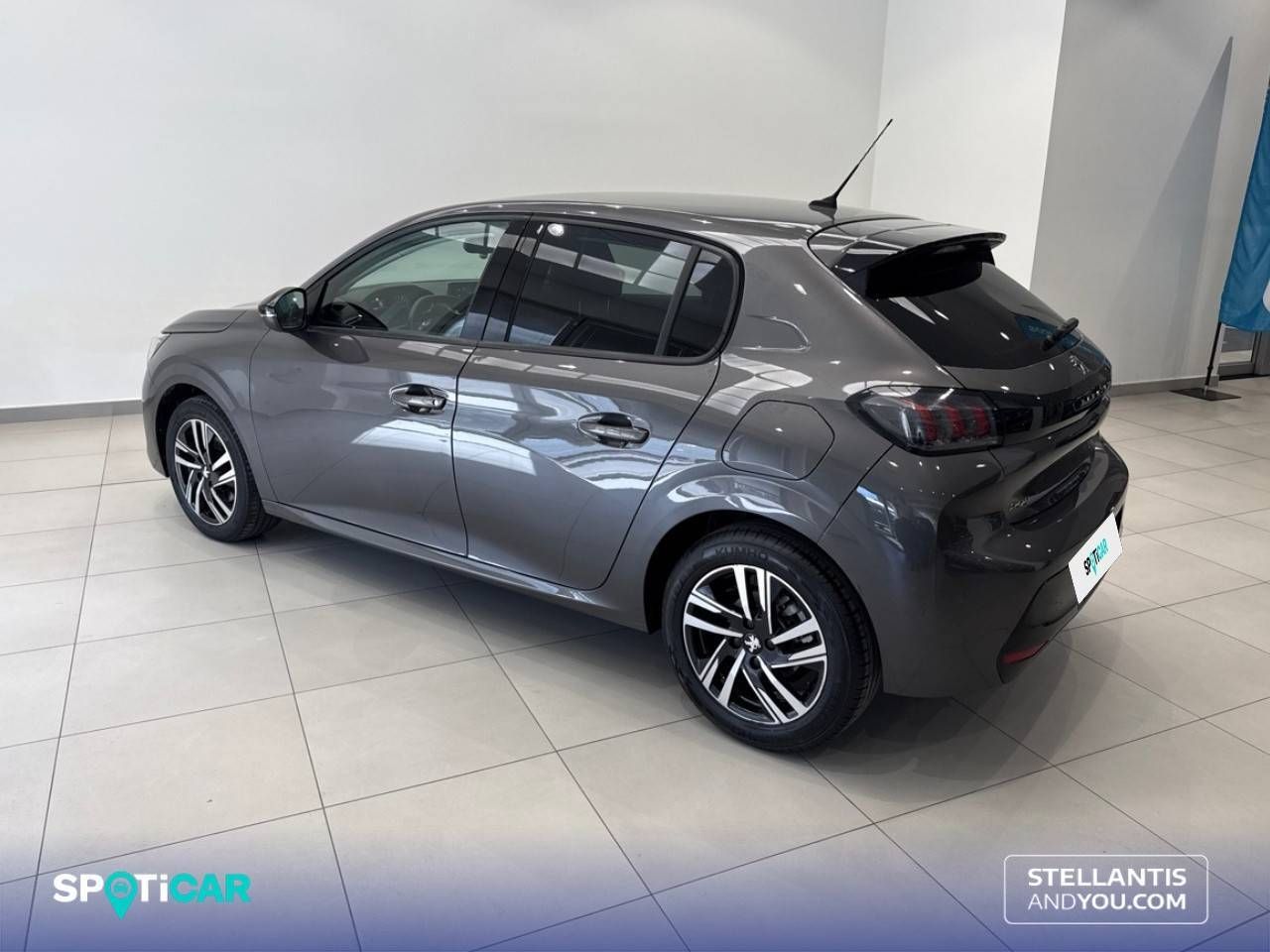 Peugeot 208 BlueHDi 73kW (100CV) Allure 13