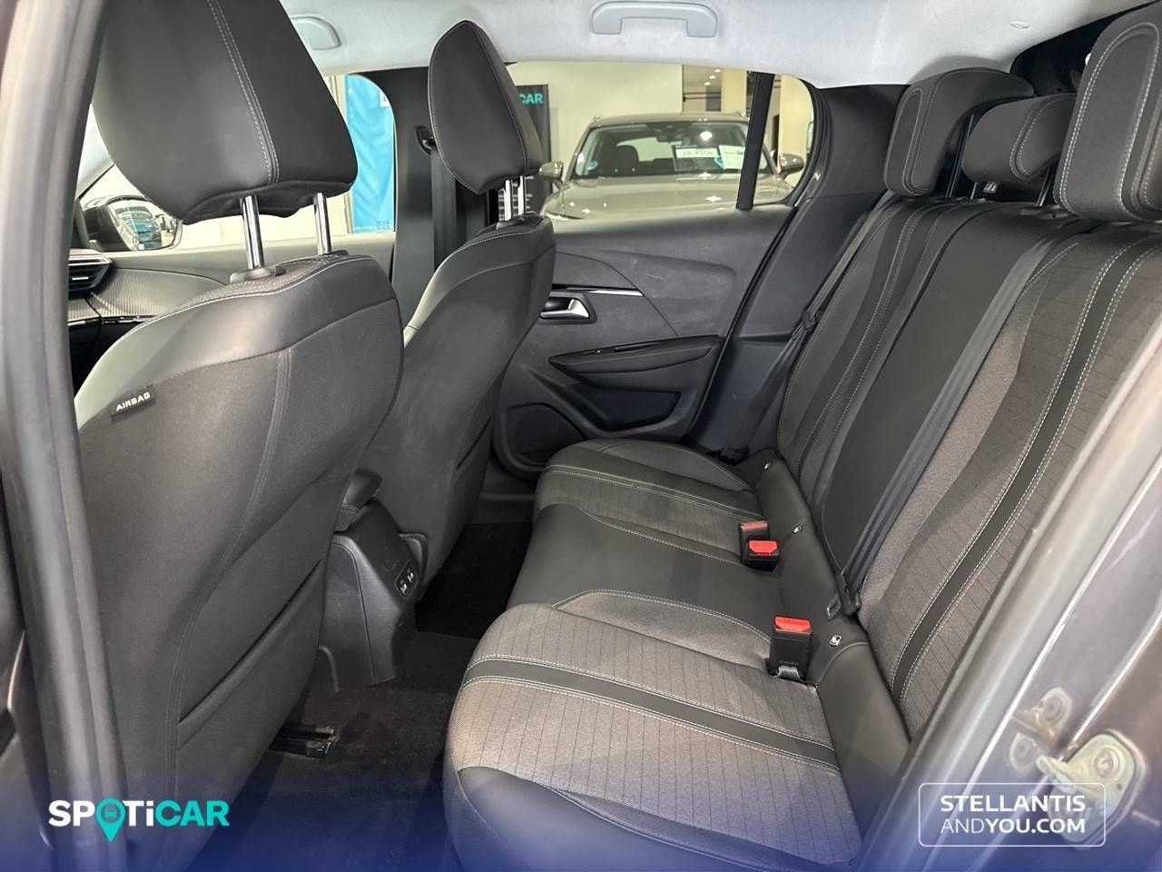 Peugeot 208 BlueHDi 73kW (100CV) Allure 17
