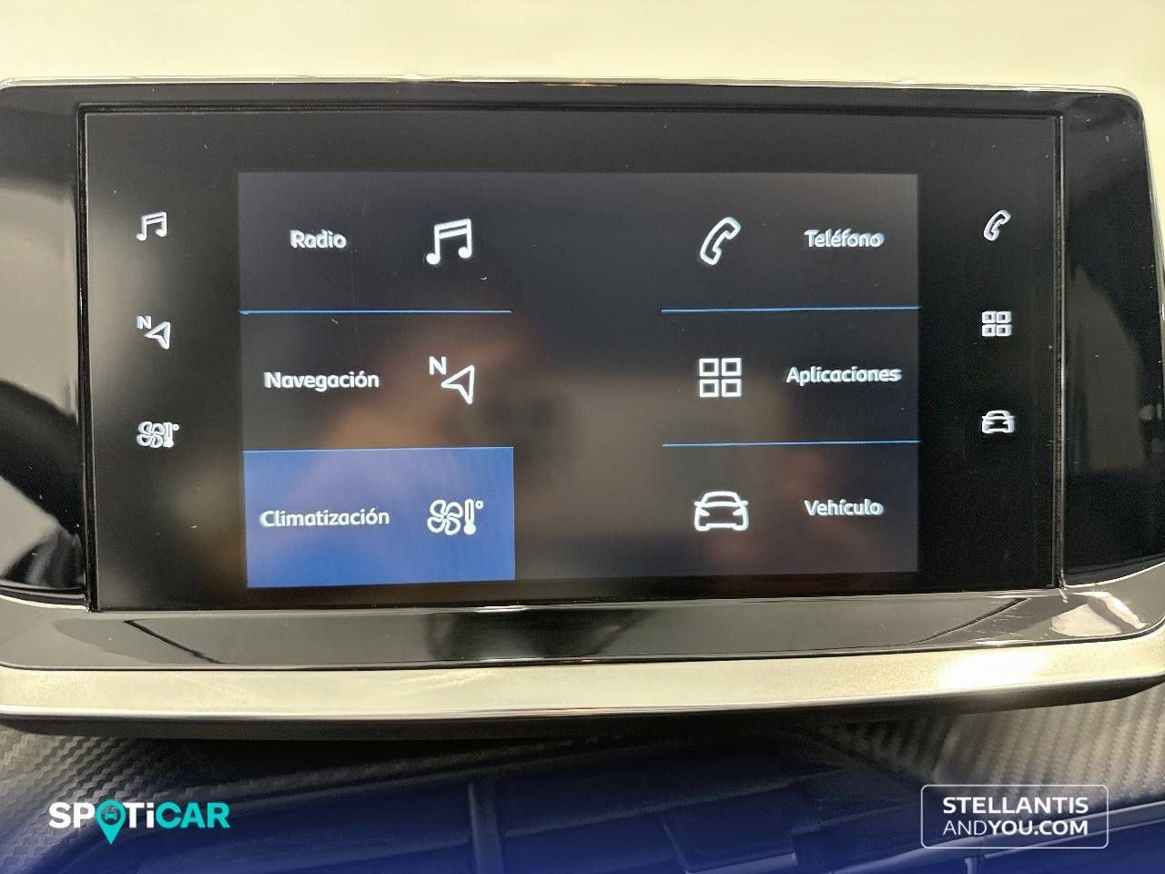 Peugeot 208 BlueHDi 73kW (100CV) Allure 24