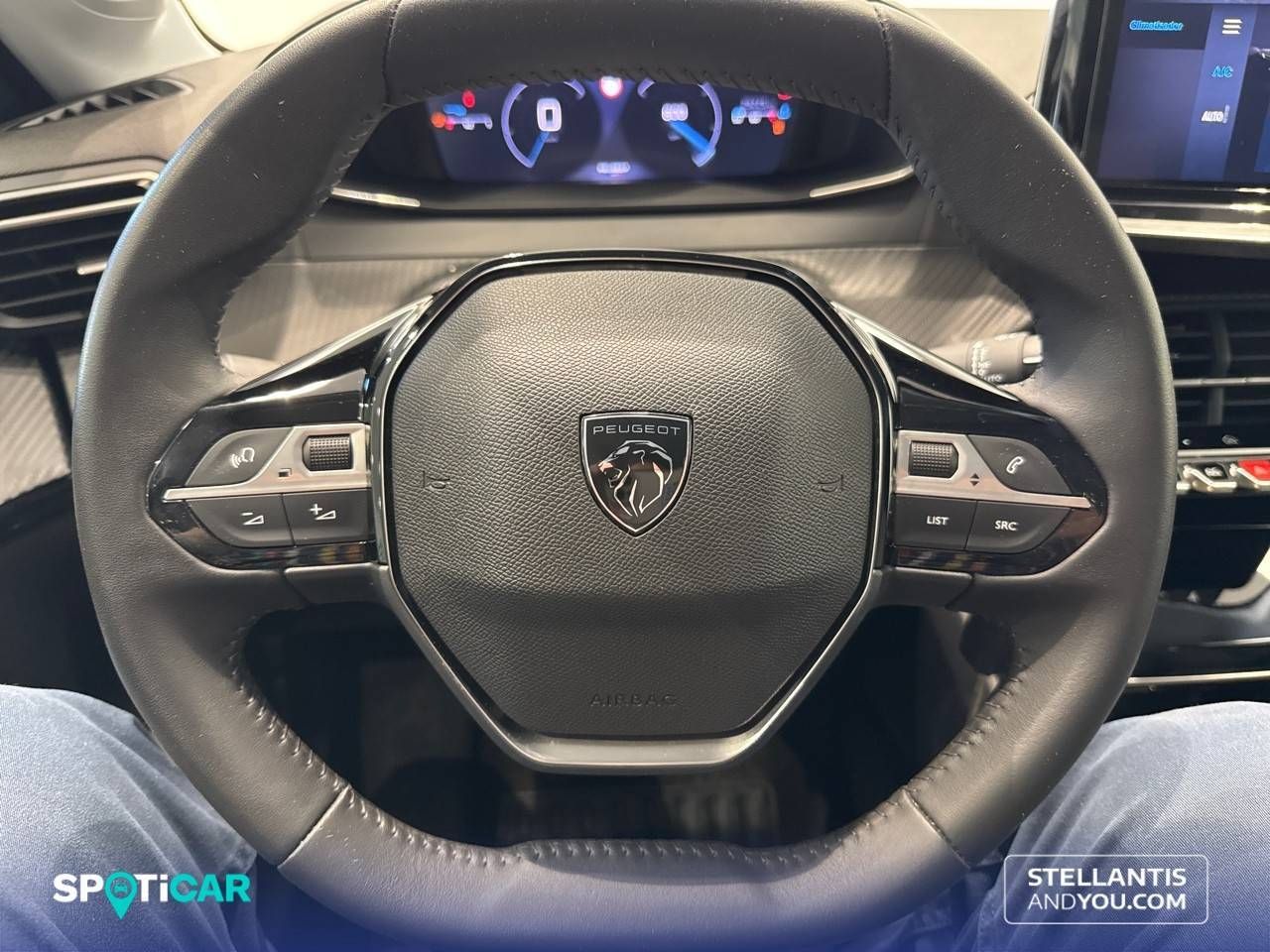 Peugeot 208   Puretech 100 Allure 30