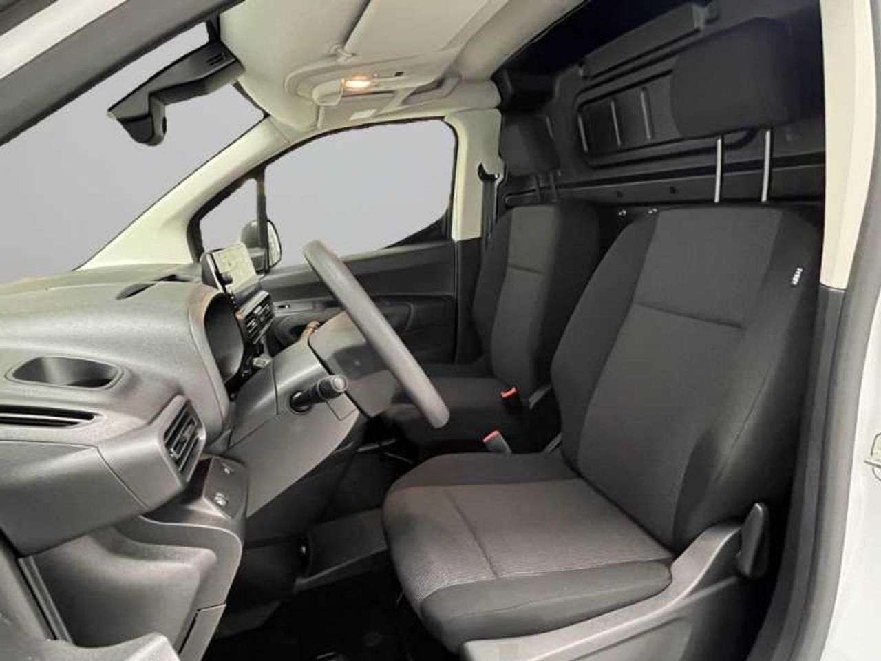 Citroën Berlingo Van XL Diésel 100CV Manual 26