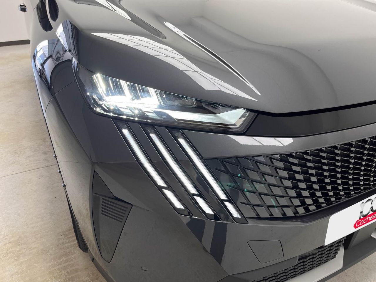 Peugeot 5008 1.2 107KW Allure Exclusive eDCS6 30