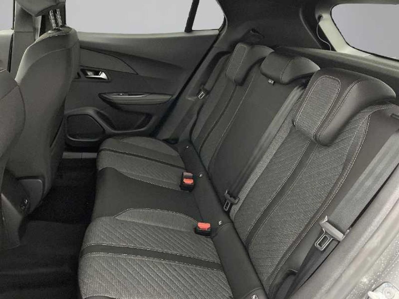 Peugeot 2008 N2008 Allure Hybrid 145 eDCS6 17